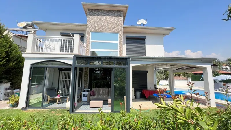 House in Calis